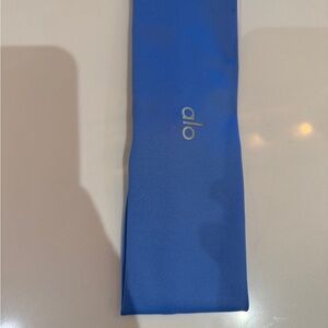 ALO Yoga Sky Blue headband